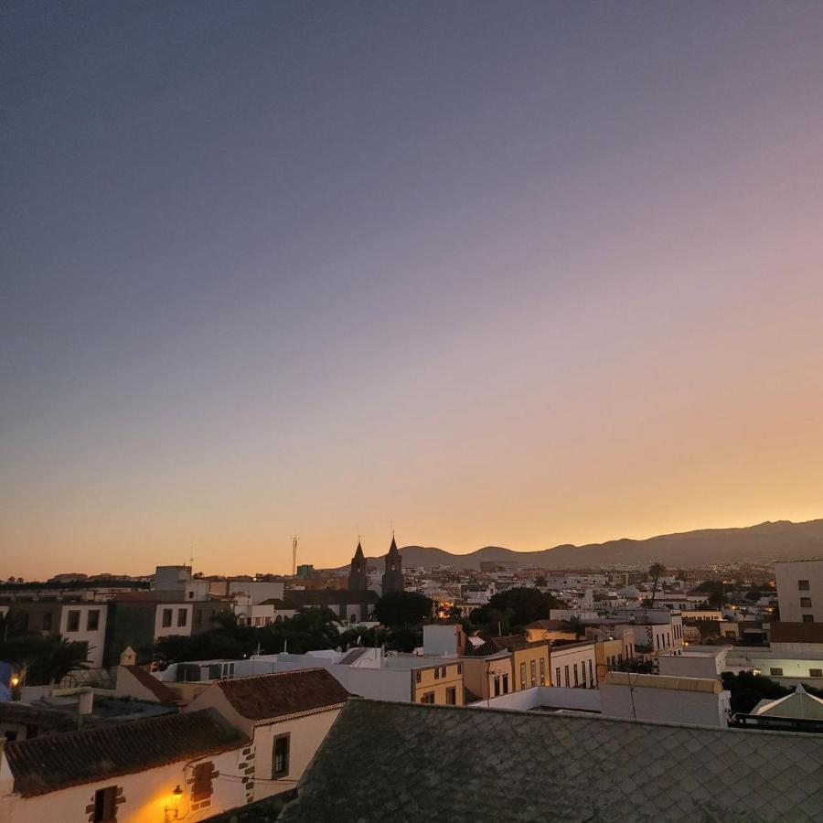 Vv Condevega Hotel Telde Bagian luar foto
